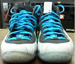 Picture of NIKE AIR FOAMPOSITE ONE PRM SIZE 8.5 SNEAKER
