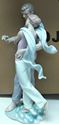 Picture of LLADRO FIGURINE YOURE EVERYTHING TO ME BRAND COUPLE 6842