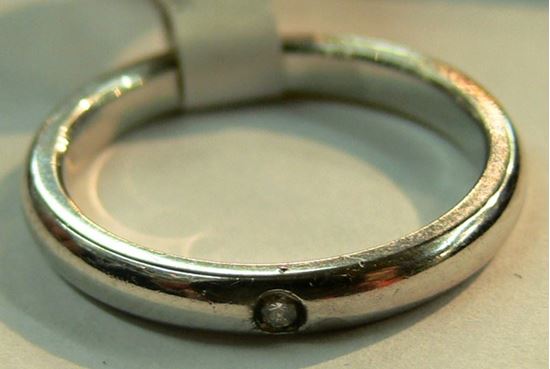 Picture of PLATINUM BAND WITH DIAMOND