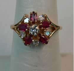Picture of 14K YELLOW GOLD ING WITH DIAMONDS AND RED STONES SZ-6 3.2G 