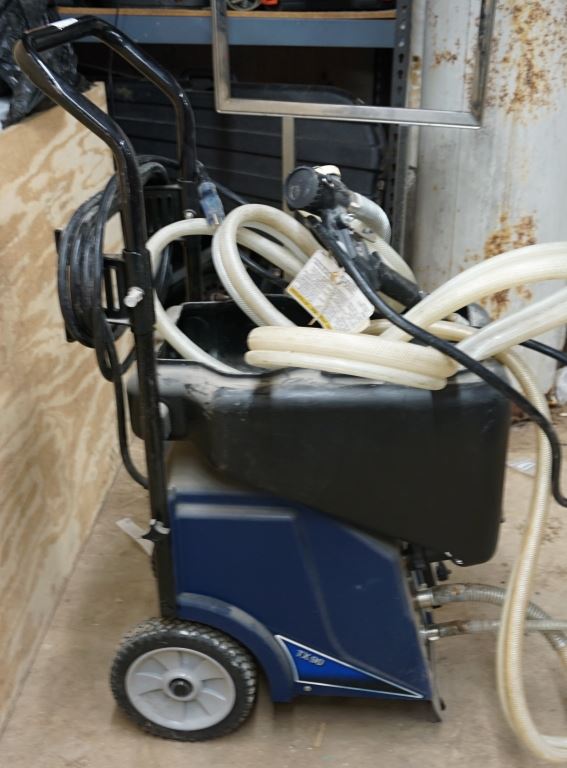 Cash USA GRACO MAGNUM TEX FINISH TX90 PAINT SPRAYER WITH