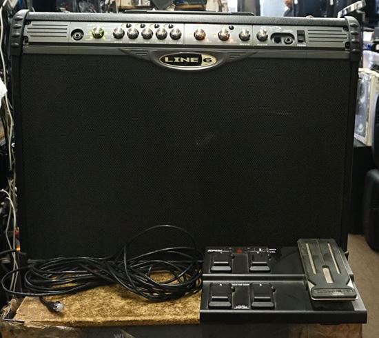 Picture of LINE 6 SPIDER II STEREO 150 WATTS GUITAR AMP WITH FOOTSWITCH 