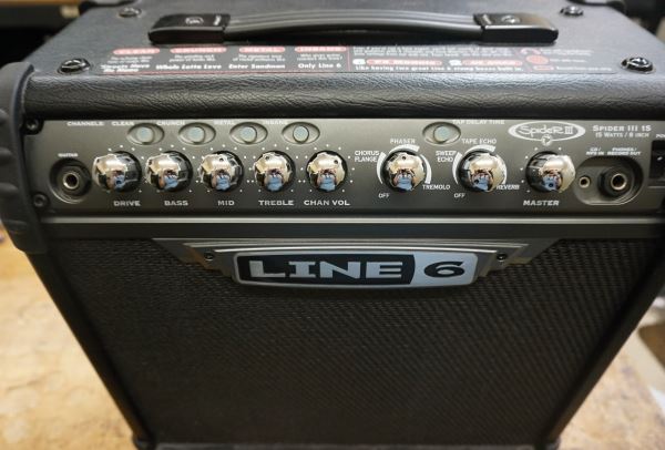 Cash USA Pawnshop. Line 6 spider III 15 Amplifier 15 watts guitar amplifier