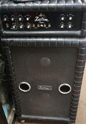 Picture of Kustom 200 Head with CTS double 15 speaker cabinet