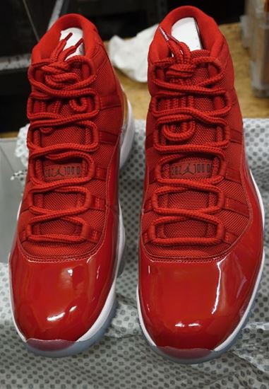 best all red sneakers