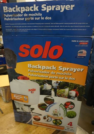 Picture of Solo 475-B Professional Diaphragm Pump Backpack Sprayer, 4-Gallon NEW OPEN BOX