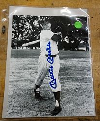 Picture of MICKEY MANTLE AUTOGRAPHED 8X10 BLACK AND WHITE PHOTO WITH COA. MINT CONDITION.