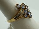 Picture of 10kt yellow gold ring size 7 2.8 gr total weight