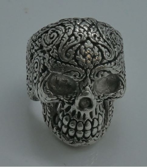 Picture of STERLING SILVER  925 SKULL RING  SIZE 8.25 21GR  VERY GOOD CONDITION. PRE OWNED.