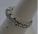 Picture of 18kt white gold ring size 6.5 with 1 carat round diamonds 5.1gr very good condition. pre owned  852076-1