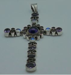 Picture of STERLING SILVER CROSS 3X2 19GR WITH MULTI COLORED STONES PRE OWNED . 793761-1 