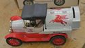Picture of 1992 ERTL Die Cast Bank 1918 Ford TANKER 1:25 SCALE w/ Key NEW. IN BOX. 
