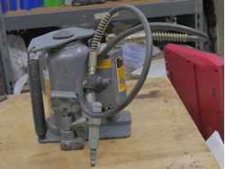 Picture of WINNTEC AIR JACK MODEL #Y432020 PRE OWNED 854734-1