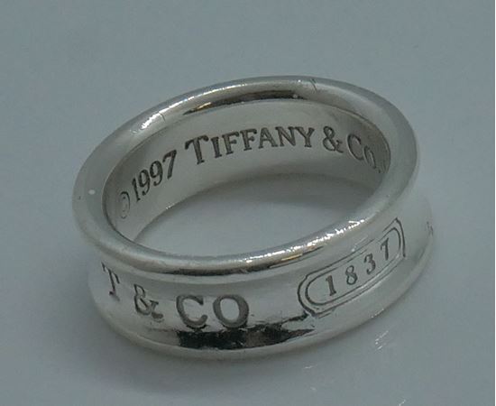 Picture of TIFFANY AND CO 1837 STERLING SILVER 925 RING SIZE 6.5 ; 1997 ; 7.1 GRAMS .  PRE OWNED. VERY GOOD CONDITION. 824024-1.