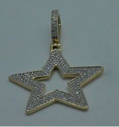 Picture of 10kt yellow gold pendant "Star" with round diamonds (1.5 carat ) 4.1 grams. pre owned. very good condition. 850295-2.