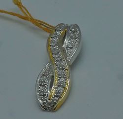 Picture of 14kt two tone gold pendant 2.4 grams with 15 diamonds 730375-1